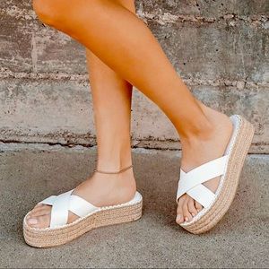 Lulus Kahli White Flatform Espadrille Sandal sz 10